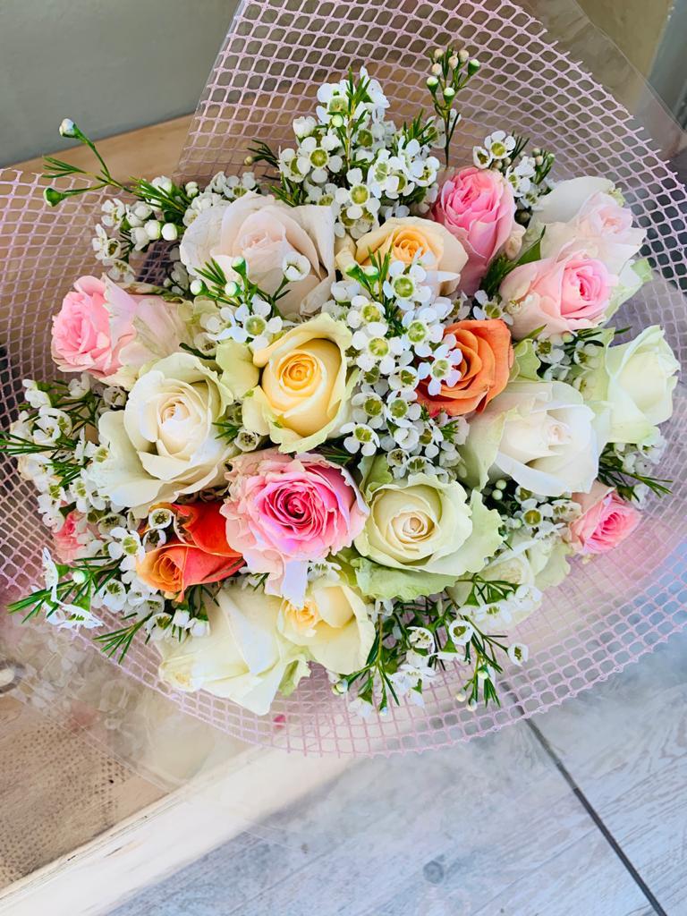 Pastel Rose Mix – 20 Stems – Izami Florist/ Bloemiste / Fleur de Bloem