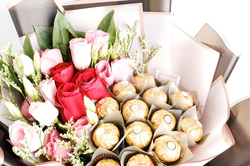 Bouquet of Ferrero Rocher - Florist South Africa